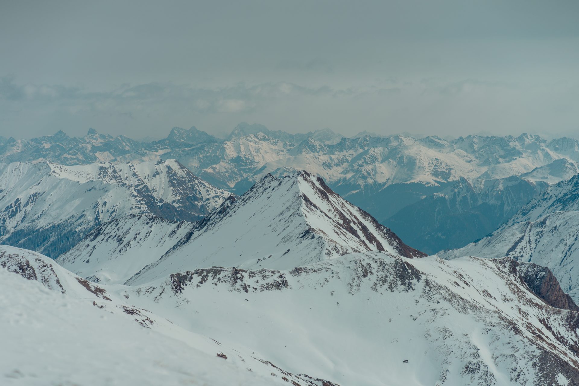 hans-ott-xzygzr-i2Ys-unsplash